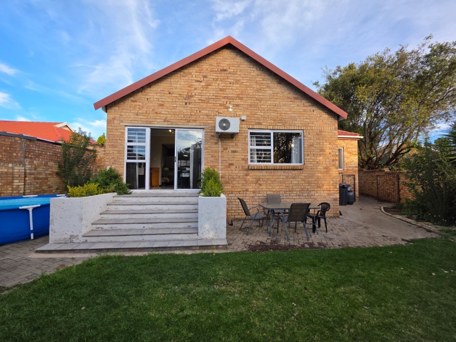 4 Bedroom Property for Sale in Pentagon Park Free State